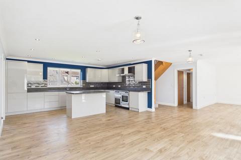4 bedroom detached bungalow for sale, Bro Cerwyn, Llanpumsaint, Carmarthen