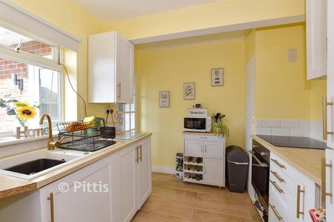3 bedroom ground floor maisonette for sale, Blythe Way, Shanklin PO37
