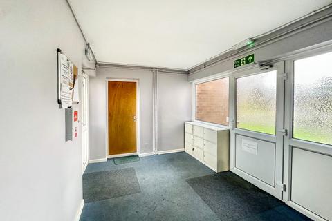 1 bedroom flat for sale, Douglas Court, Nottingham NG9