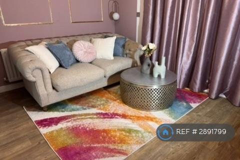 1 bedroom flat to rent, Breacher House, Barking, IG11