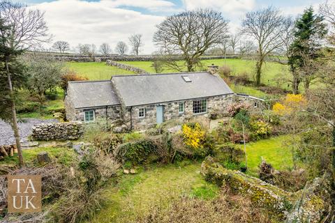 2 bedroom cottage for sale, Garndolbenmaen, Gwynedd, LL51