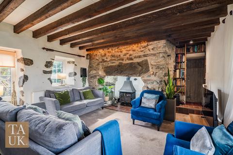 2 bedroom cottage for sale, Garndolbenmaen, Gwynedd, LL51
