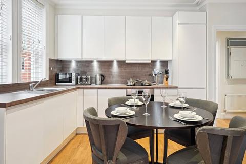 2 bedroom apartment to rent, Hamlet Gardens, King Street, W6