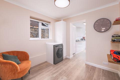 2 bedroom bungalow for sale, Wokingham RG41