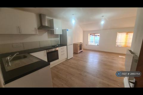 2 bedroom flat to rent, Mote Road, Maidstone, ME15