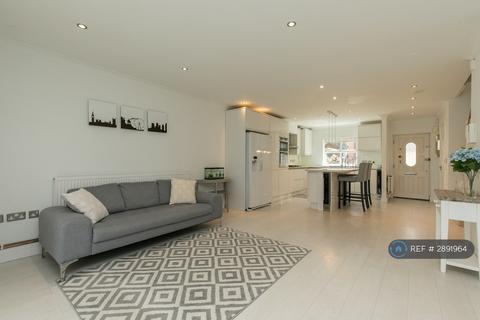 undefined, Montgomerie Mews, London, SE23