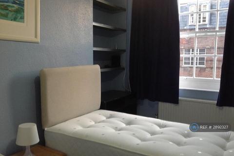 3 bedroom flat to rent, Boswell House, London Wc1n3pr, WC1N