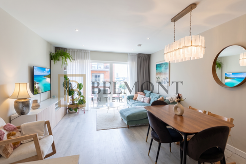 2 bedroom apartment to rent, Royal Engineers Way, London