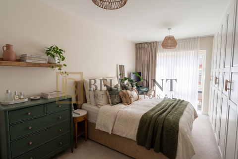 2 bedroom apartment to rent, Royal Engineers Way, London