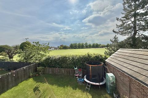 4 bedroom detached house for sale, Dixon Close, Keelby, Grimsby, DN41