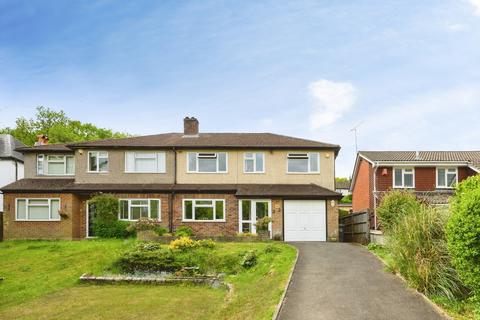 Caterham Drive, Coulsdon, CR5