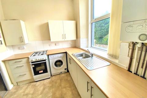 1 bedroom flat to rent, Stow Park Court, Stow Hill,