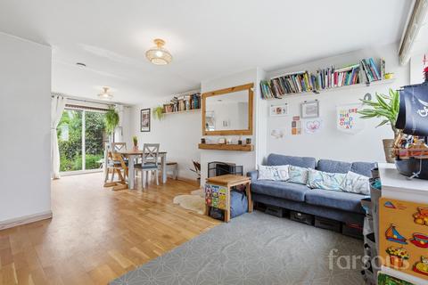 3 bedroom semi-detached house for sale, Poppy Close, Pilgrims Hatch, CM15