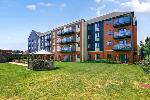 1 bedroom apartment for sale, Station Road, Hampshire RG27