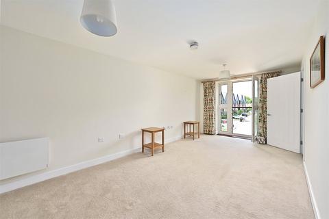 1 bedroom apartment for sale, Station Road, Hampshire RG27
