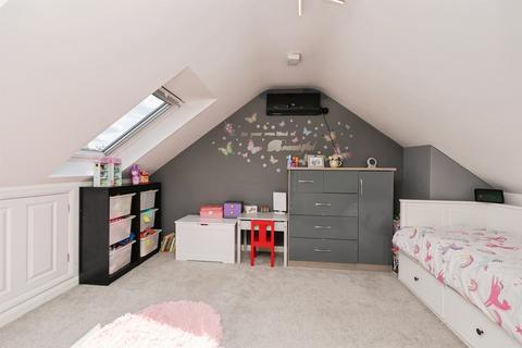 4 bedroom detached house for sale, Shellards Road, Longwell Green, BRISTOL
