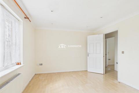2 bedroom flat for sale, Sherman Gardens, Chadwell Heath, Romford