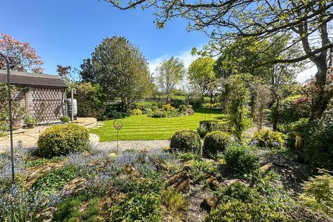 4 bedroom detached house for sale, Lea, Malmesbury