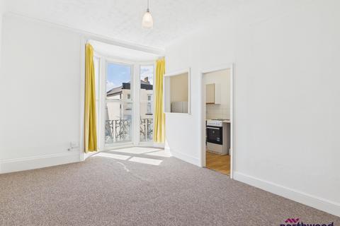 1 bedroom flat to rent, Cavendish Place, Town Centre, Eastbourne, BN21