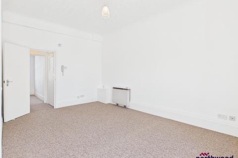 1 bedroom flat to rent, Cavendish Place, Town Centre, Eastbourne, BN21