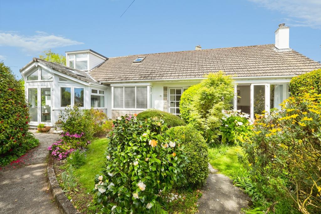 5 bedroom bungalow for sale