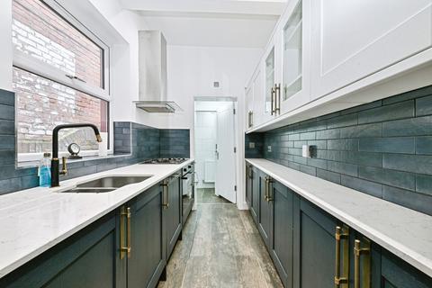 3 bedroom terraced house for sale, Nottingham Road, Nottingham, Nottinghamshire, NG7