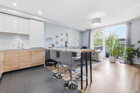 2 bedroom apartment for sale, Blackthorn House, 55 St. Clements Avenue, RM3
