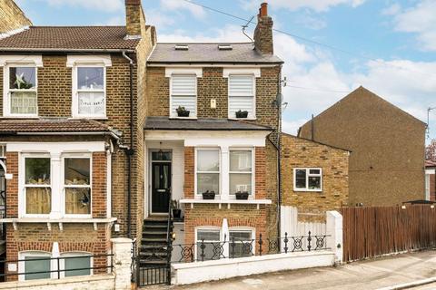 2 bedroom flat for sale, Victoria Way, Charlton