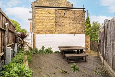 2 bedroom flat for sale, Victoria Way, Charlton