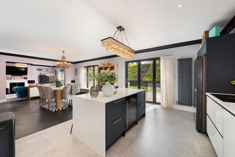 5 bedroom detached house for sale, Heys Green Drive, Henbury, Macclesfield, Cheshire, SK11