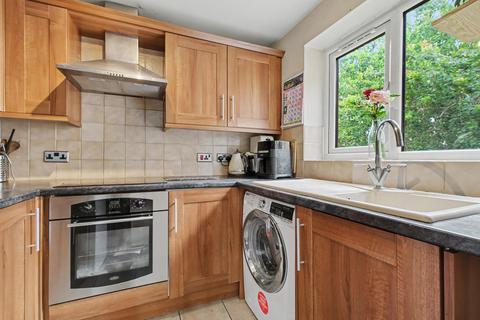 1 bedroom flat for sale, Draycott Close, London, NW2