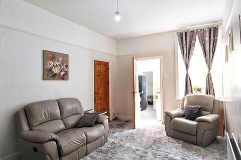 2 bedroom ground floor flat for sale, Woodbine Avenue, Wallsend, North Tyneside, NE28 8HE