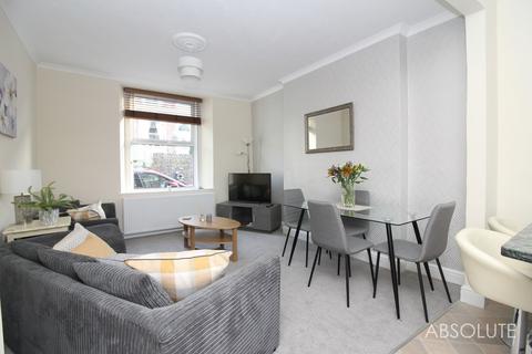 1 bedroom property to rent, 37 Pennsylvania Road, Torquay, TQ1