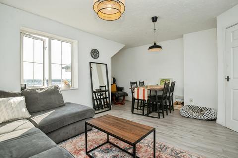 2 bedroom flat for sale, Seager Drive, CARDIFF, South Glamorgan, CF11