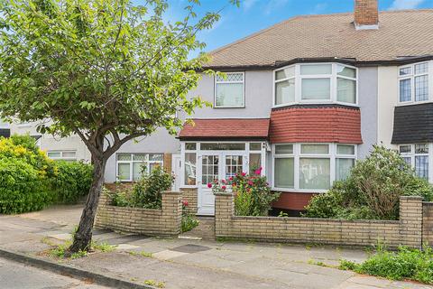 5 bedroom house for sale, Wensleydale Avenue, Ilford