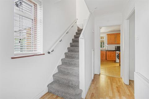 5 bedroom house for sale, Wensleydale Avenue, Ilford