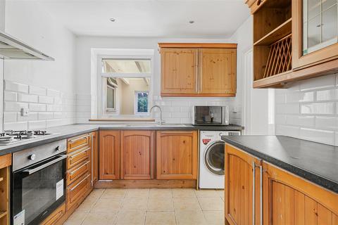 5 bedroom house for sale, Wensleydale Avenue, Ilford