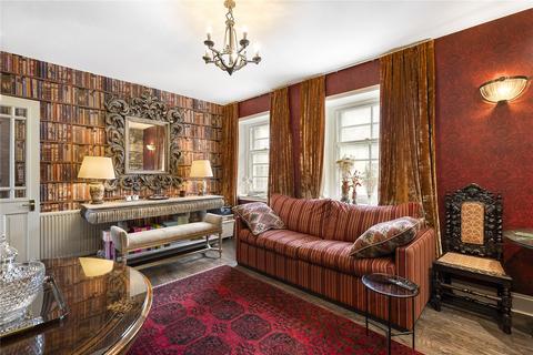 2 bedroom apartment for sale, Canongate, Old Town, Edinburgh, Midlothian, EH8