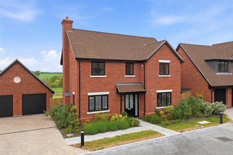 4 bedroom detached house for sale, High House Farm, Stapleford Road, Stapleford Abbotts, Romford, RM4