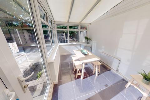 3 bedroom semi-detached house to rent, 4 Old Mill Close, Radford, Nottingham, NG7 3JZ