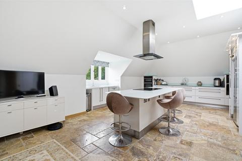 3 bedroom penthouse for sale, Maple Avenue, Bishop's Stortford, Hertfordshire, CM23