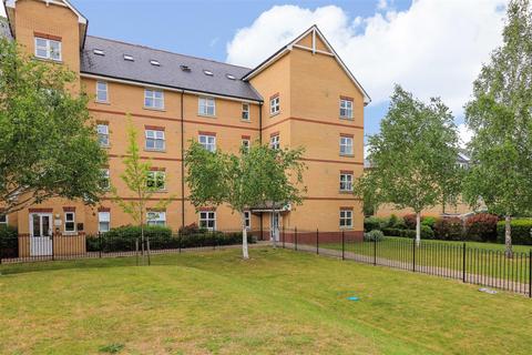 2 bedroom flat for sale, Winstanley Court, Cromwell Rd, Cambridge CB1
