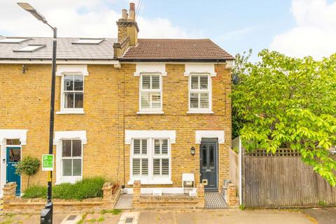 Balchier Road, London SE22