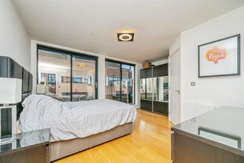 2 bedroom penthouse for sale, Tenby Street, Birmingham