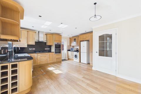 undefined, Hillview Gardens, Shurdington, Cheltenham