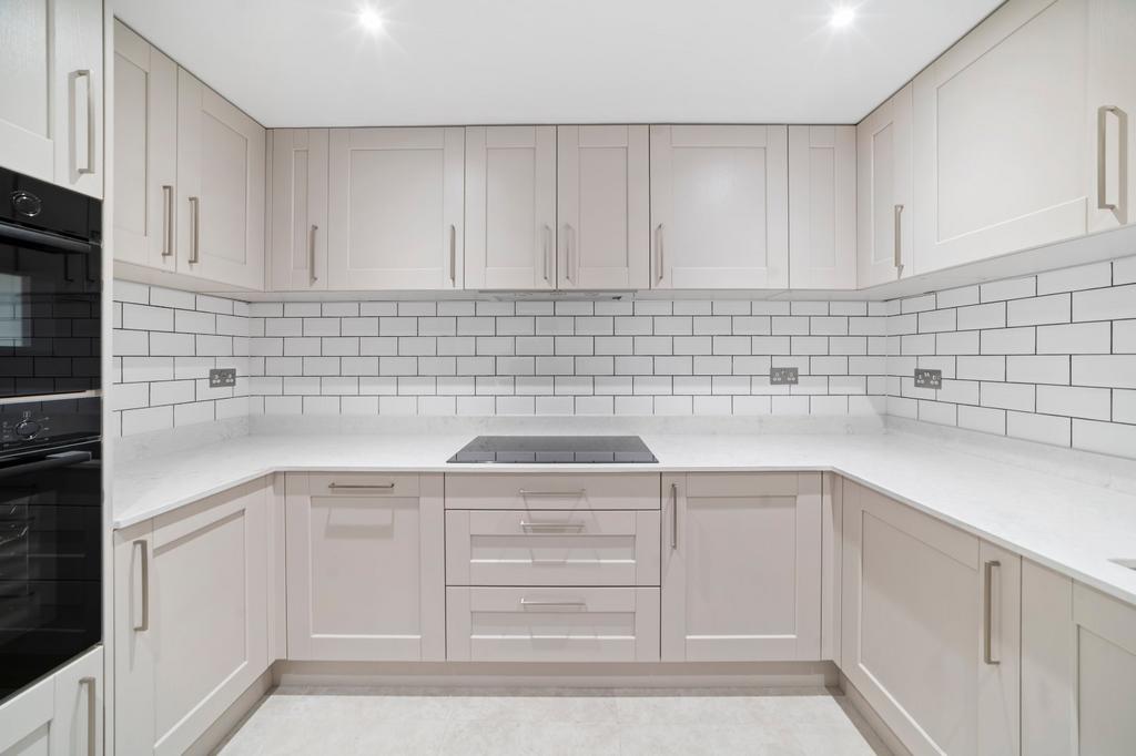 Apartment in London - View 5