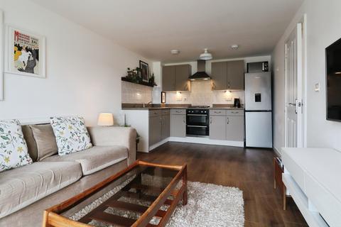 2 bedroom apartment for sale, Neptune Road, Barry