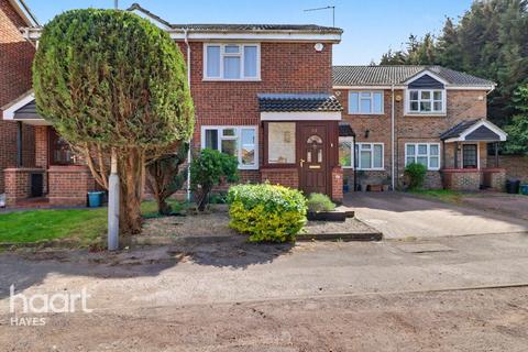 Paddington Close, Hayes
