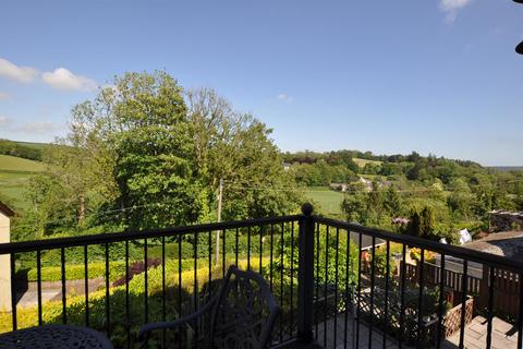 4 bedroom house to rent, Bron Y Glyn Estate, Bronwydd Arms, Carmarthen