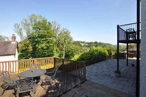 4 bedroom house to rent, Bron Y Glyn Estate, Bronwydd Arms, Carmarthen